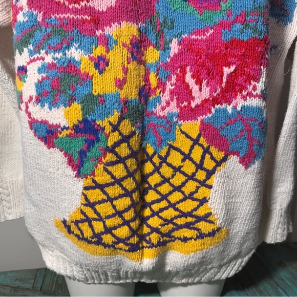 Hand Knit Vintage White Cotton Blend Floral Sweater - Picture 4 of 11